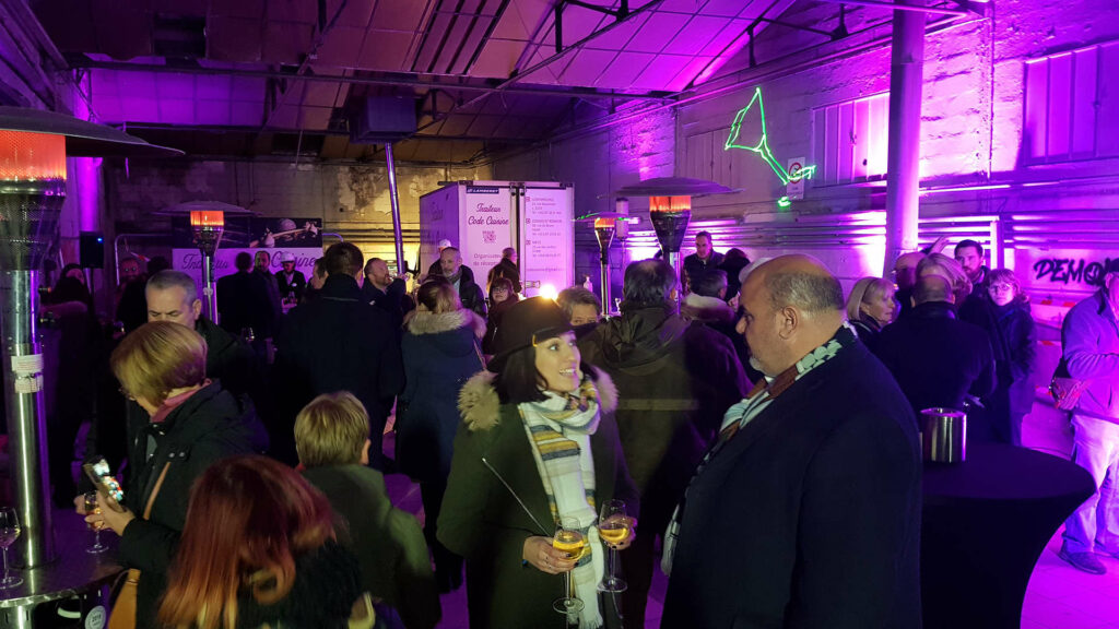 Photo prise lors de la demolition party